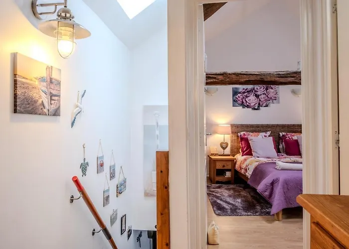 La Libellule Argentee Le Teilleul