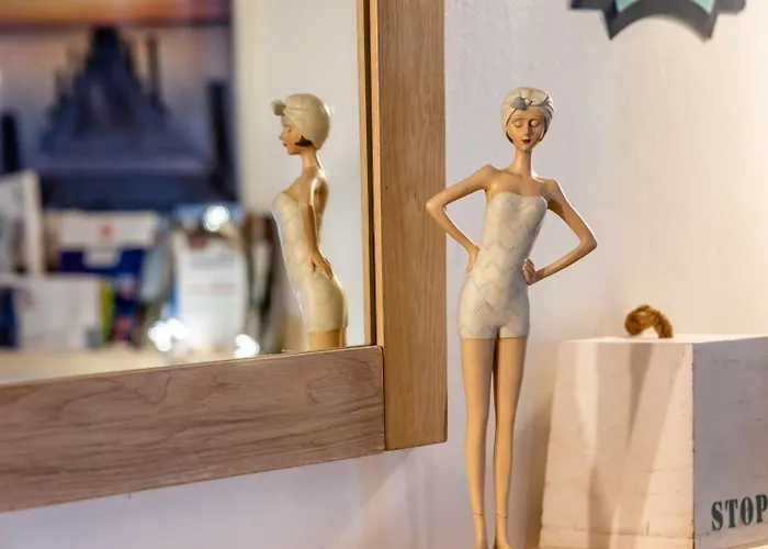 La Libellule Argentee Le Teilleul